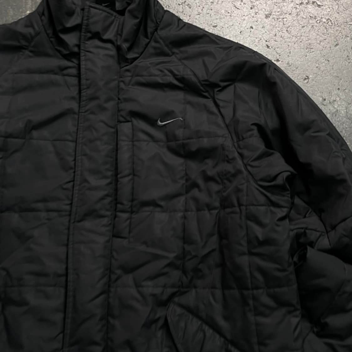 105 나이키 경량패딩  상품이미지2