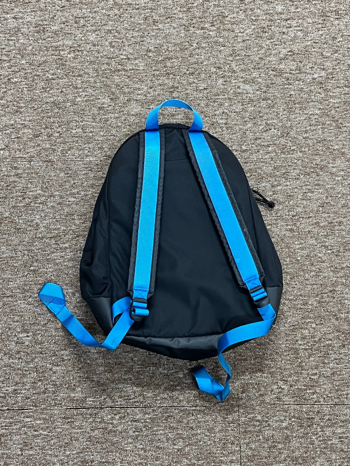 이스트팩 백팩 블랙 상품이미지4