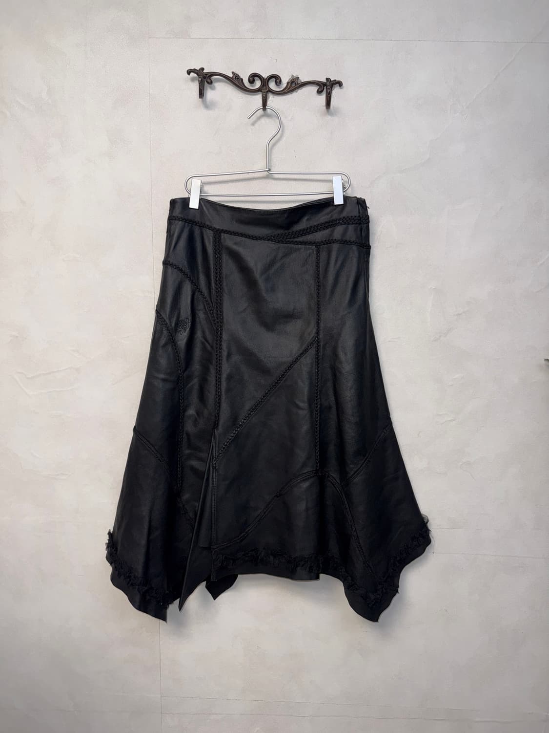 DOHO black lamb skin unbalanced lace sk 상품이미지5