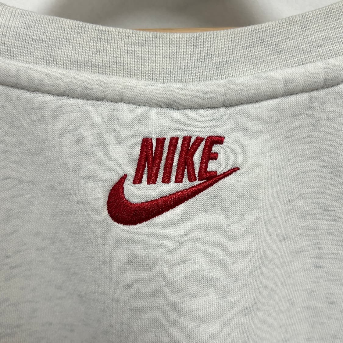 나이키 애슬레틱 로고 스웻셔츠 맨투맨 그레이 상품이미지6