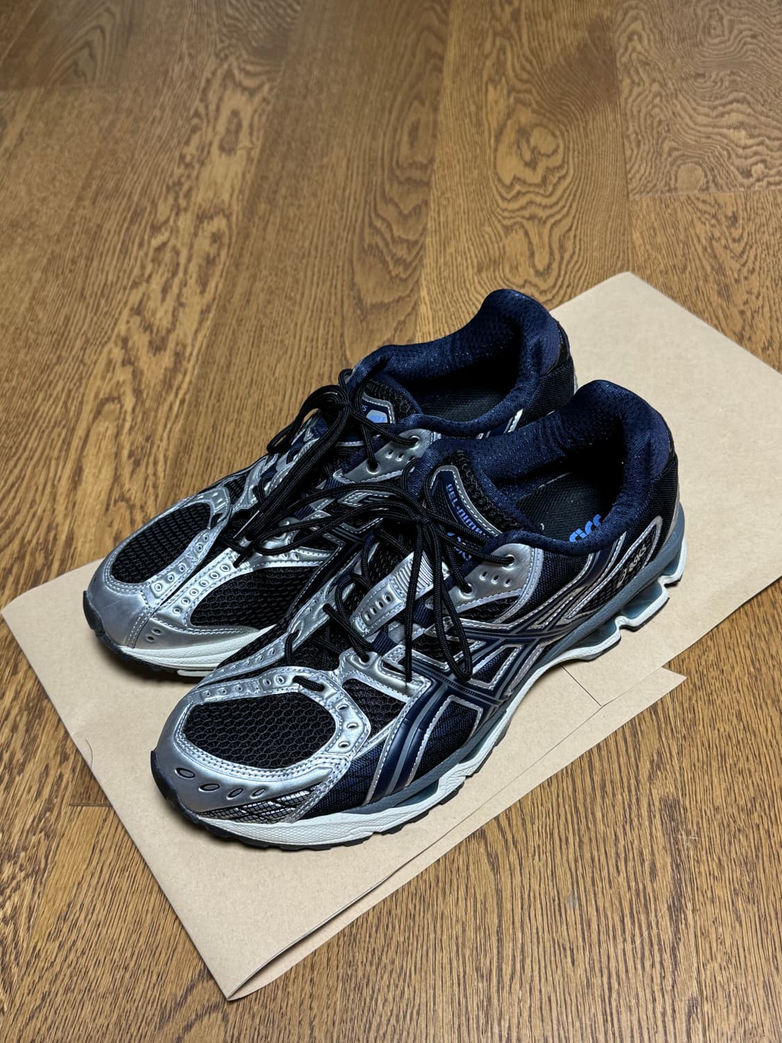 아식스 젤님버스 10.1 블랙 미드나잇 280 상품이미지1