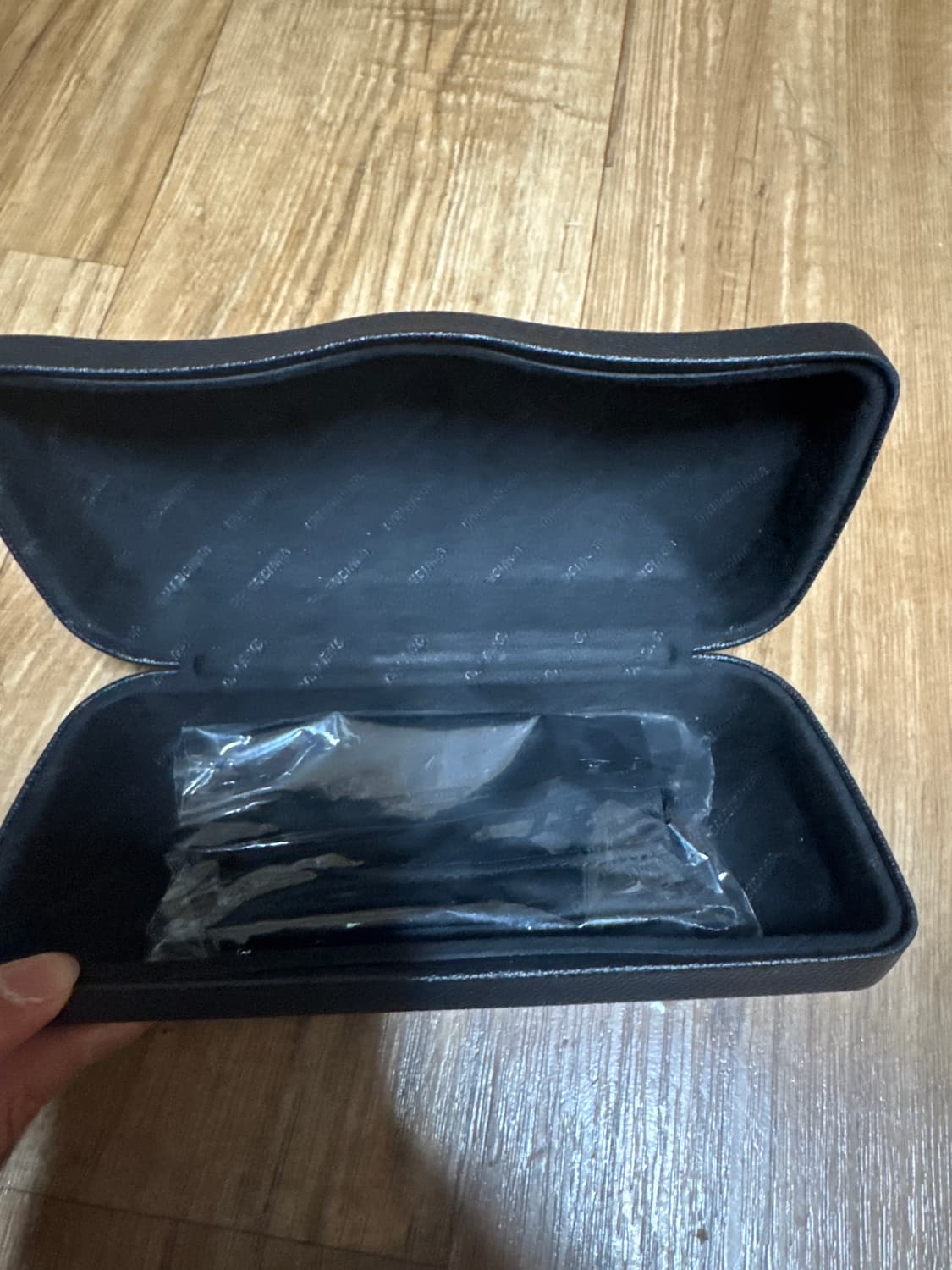 발렌시아가 선글라스 오발 상품이미지4