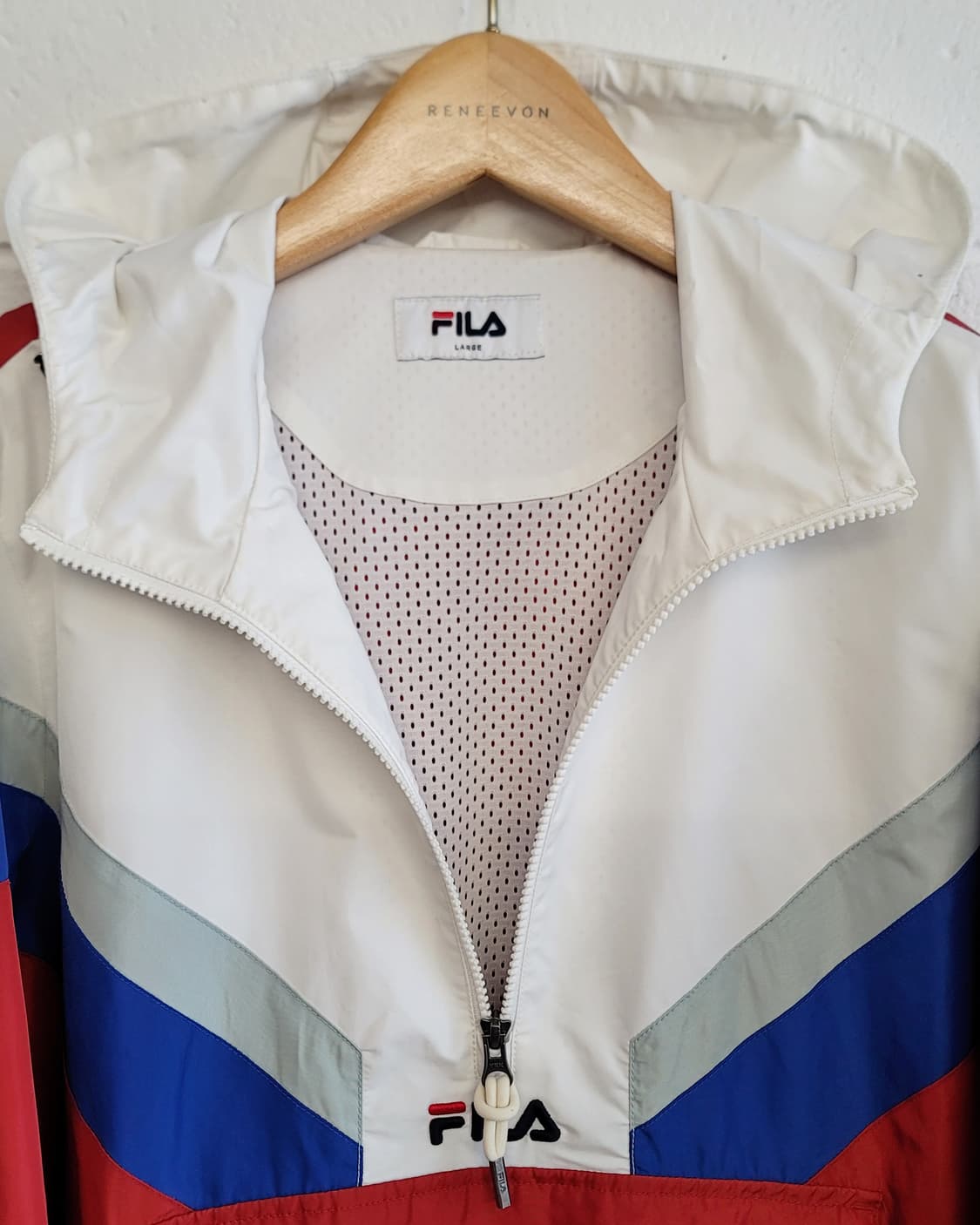 휠라(FILA.남여공용) 올드스쿨 후드 아노락자켓(바람막이) 판매 상품이미지6