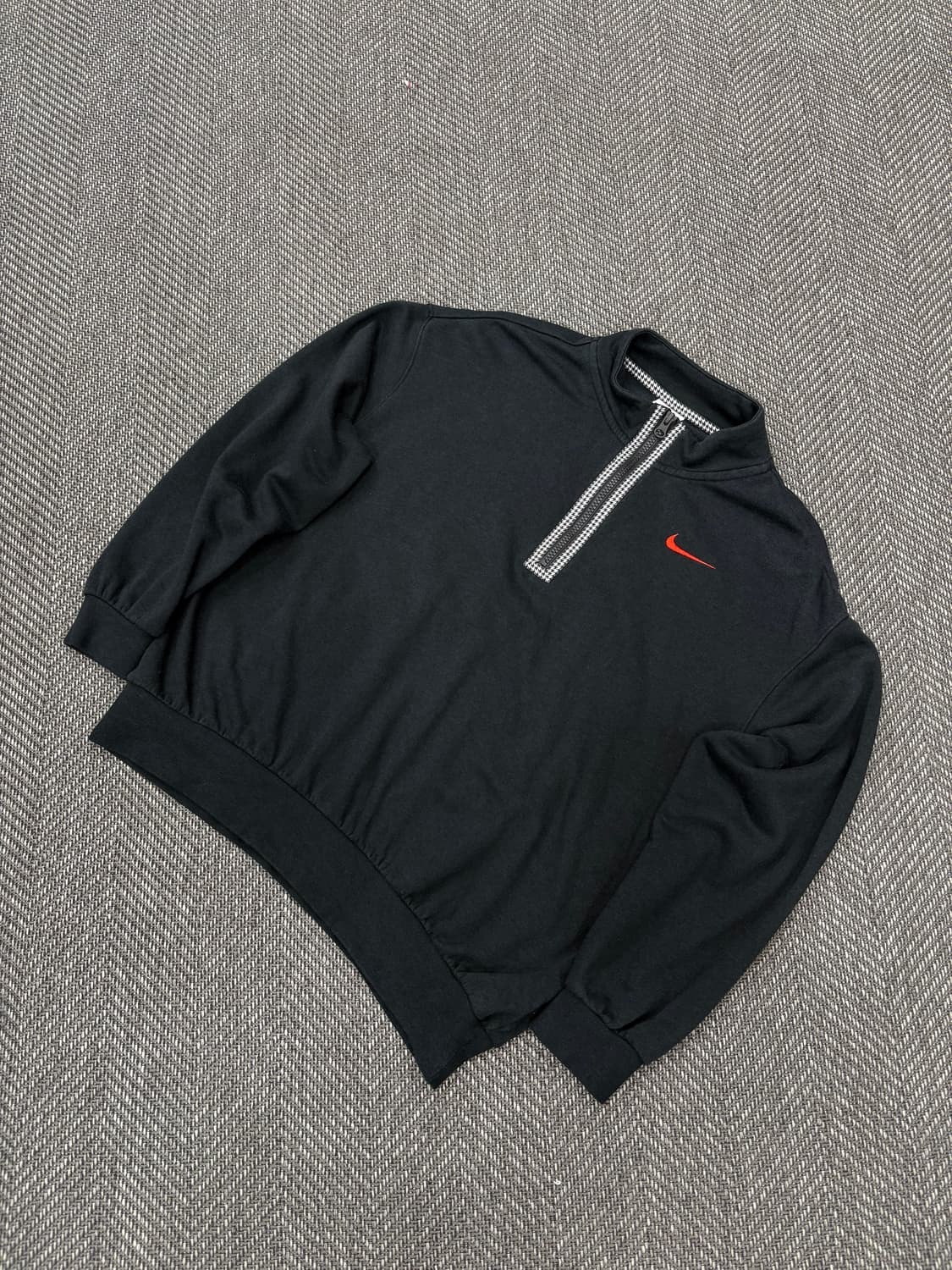 나이키 스우시 반집업 블랙s 상품이미지1