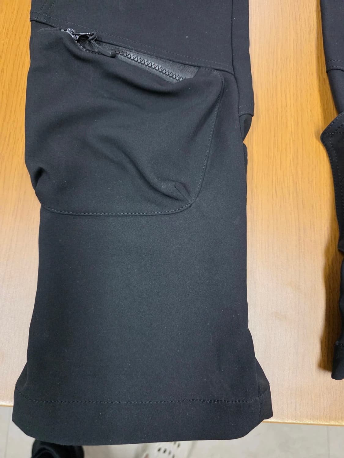 언더마이카 페드로 멀티 지퍼 조거팬츠 그린팔라스 1 상품이미지5