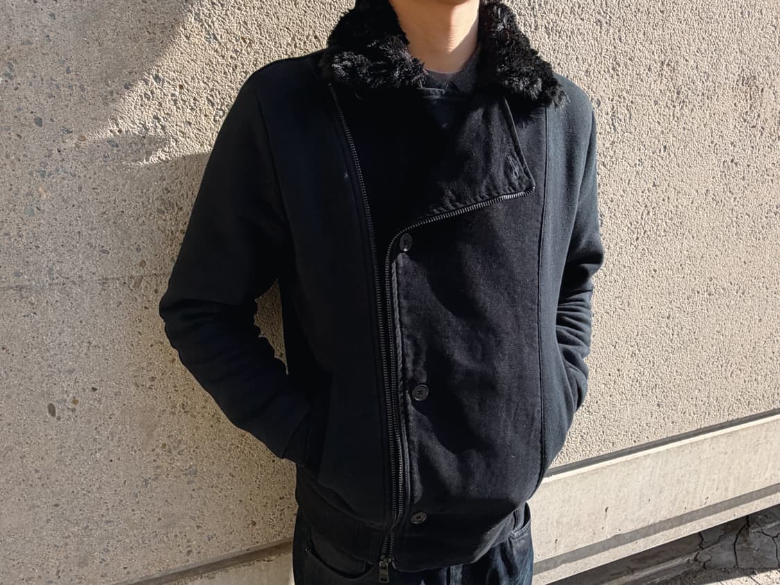 아르마니 익스체인지 퍼 비대칭 자켓 상품이미지3