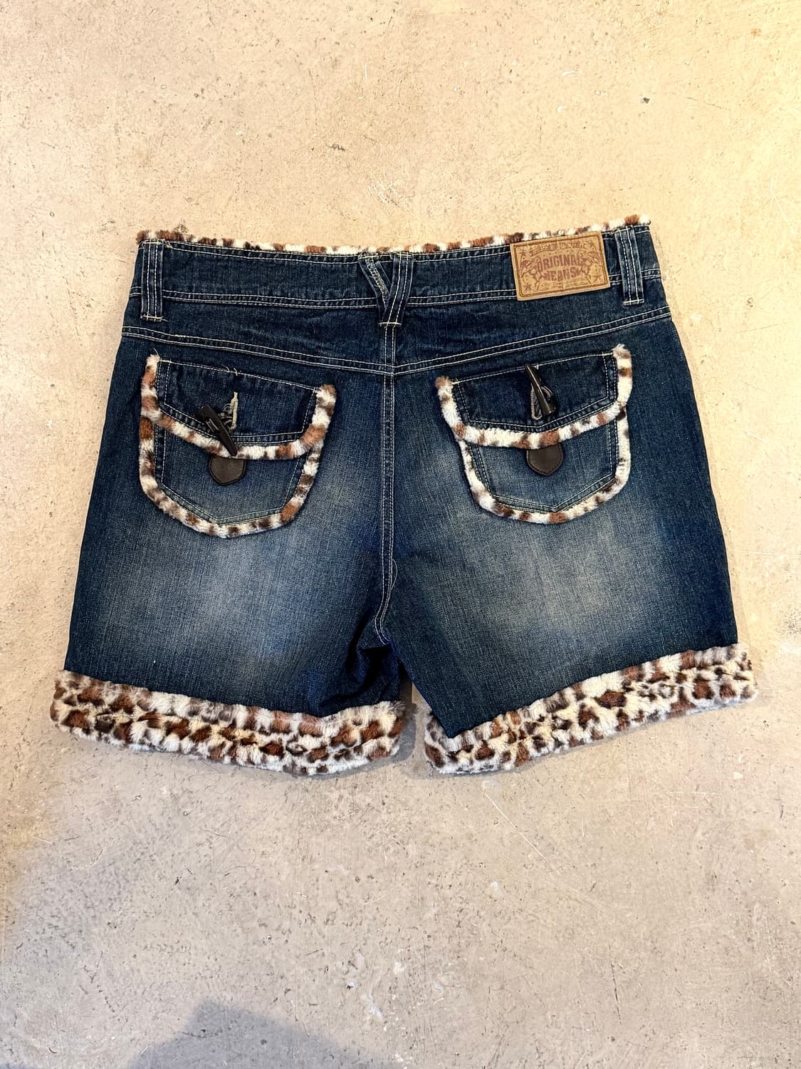 Leopard Trim Denim Shorts  상품이미지7