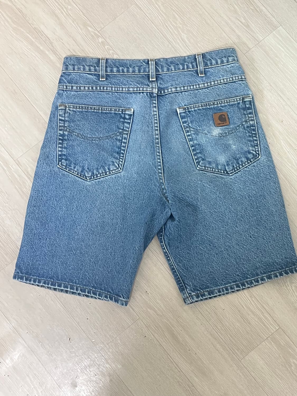 칼하트 데님 반바지 32사이즈 상품이미지1