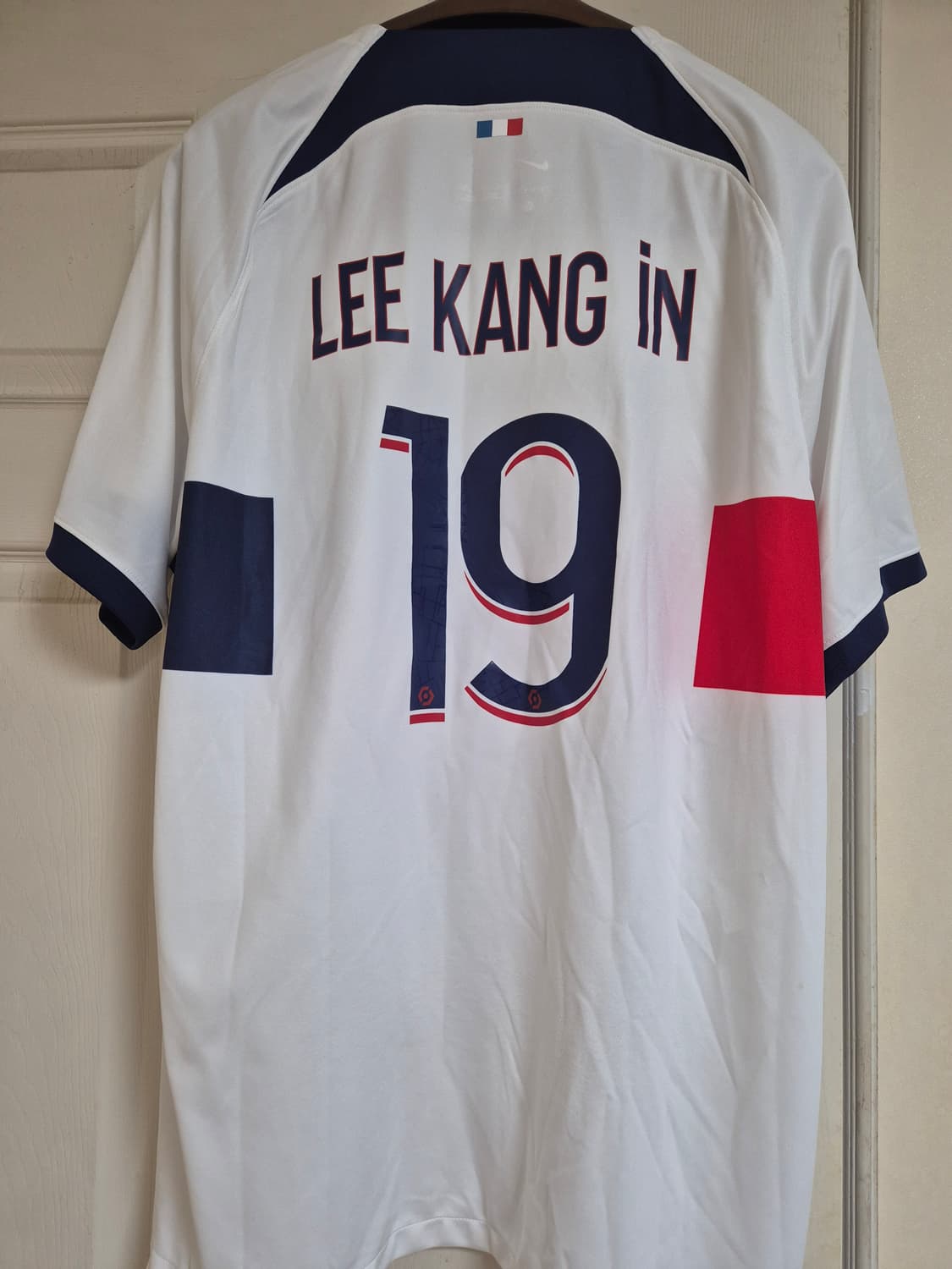 나이키 파리 생제르맹 23/24 이강인 유니폼 상품이미지3