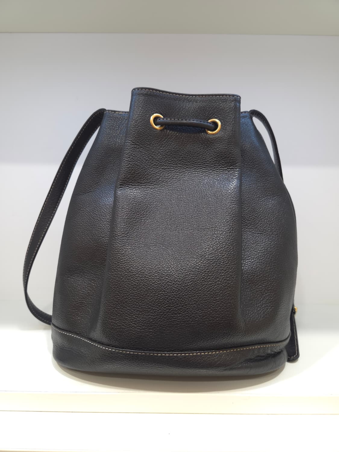 생로랑 버킷백 상품이미지2