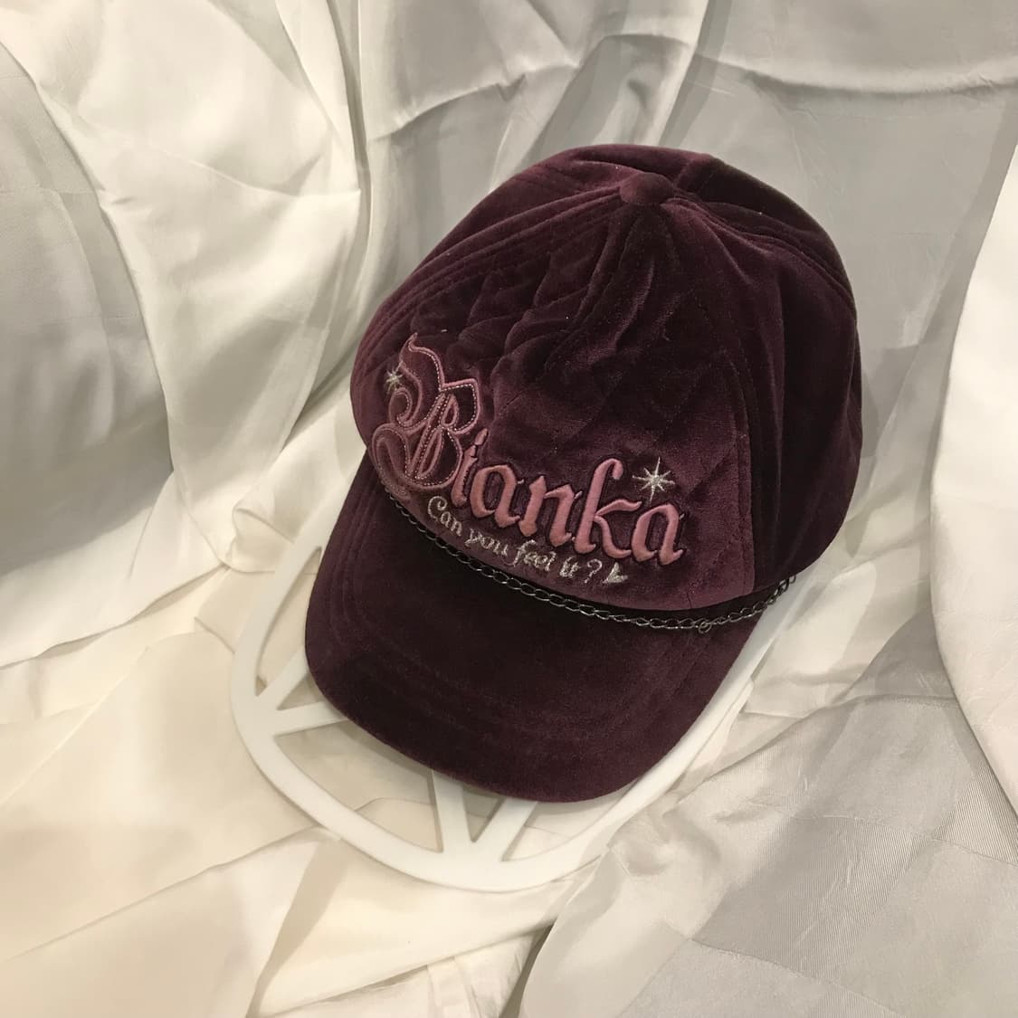 Michel Klein 미쉘클랑 갸루 벨벳 체인 캡모자 상품이미지3