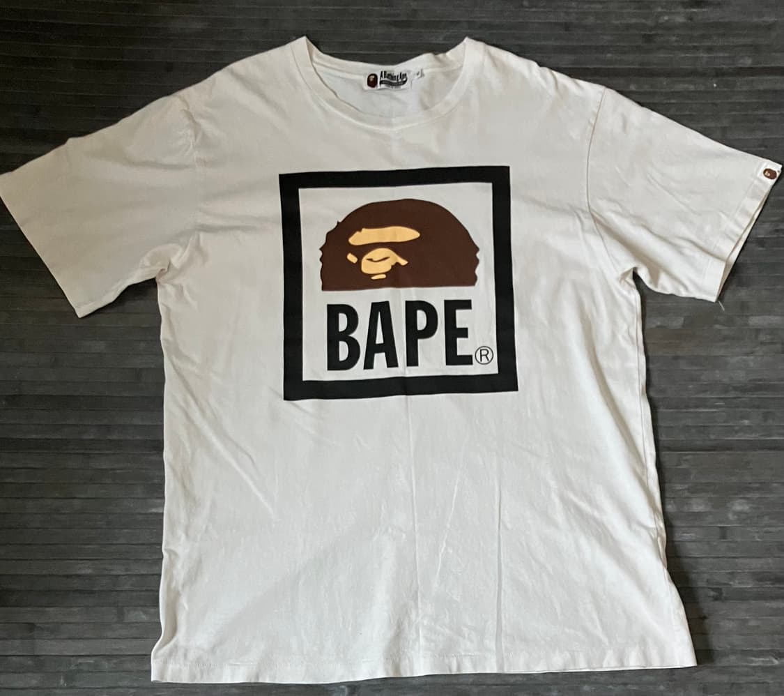 BAPE box logo white T-shirts 상품이미지1