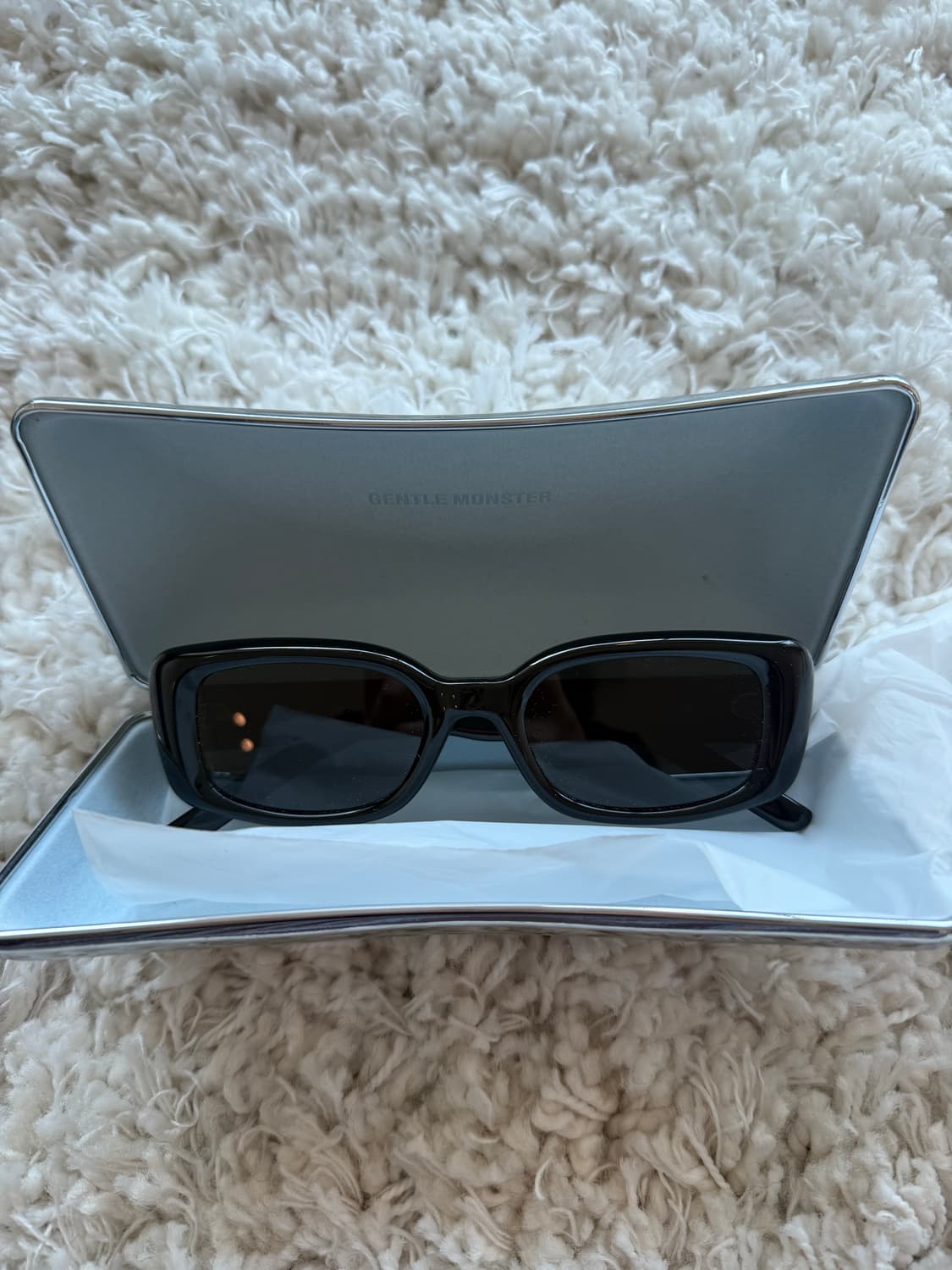 젠틀몬스터 블랙 선글라스 상품이미지1