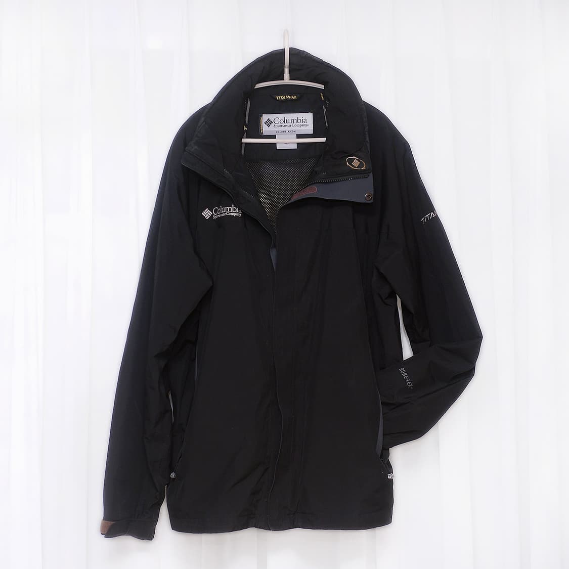 콜롬비아 소프트쉘 고어텍스 티타늄 오버 자켓 (105+) 상품이미지1
