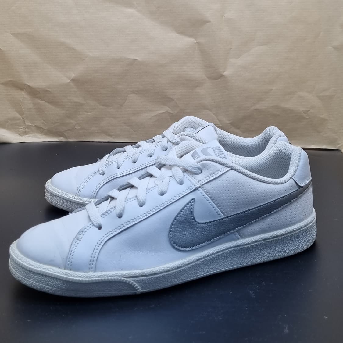 나이키 코트로얄 남성스니커즈270  상품이미지1