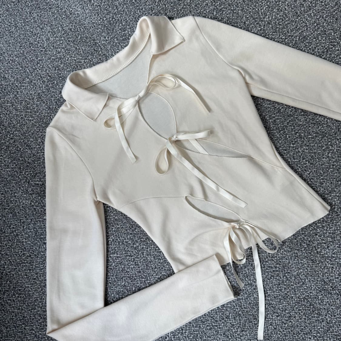 게이트리스 리본타이 컷아웃 상품이미지2