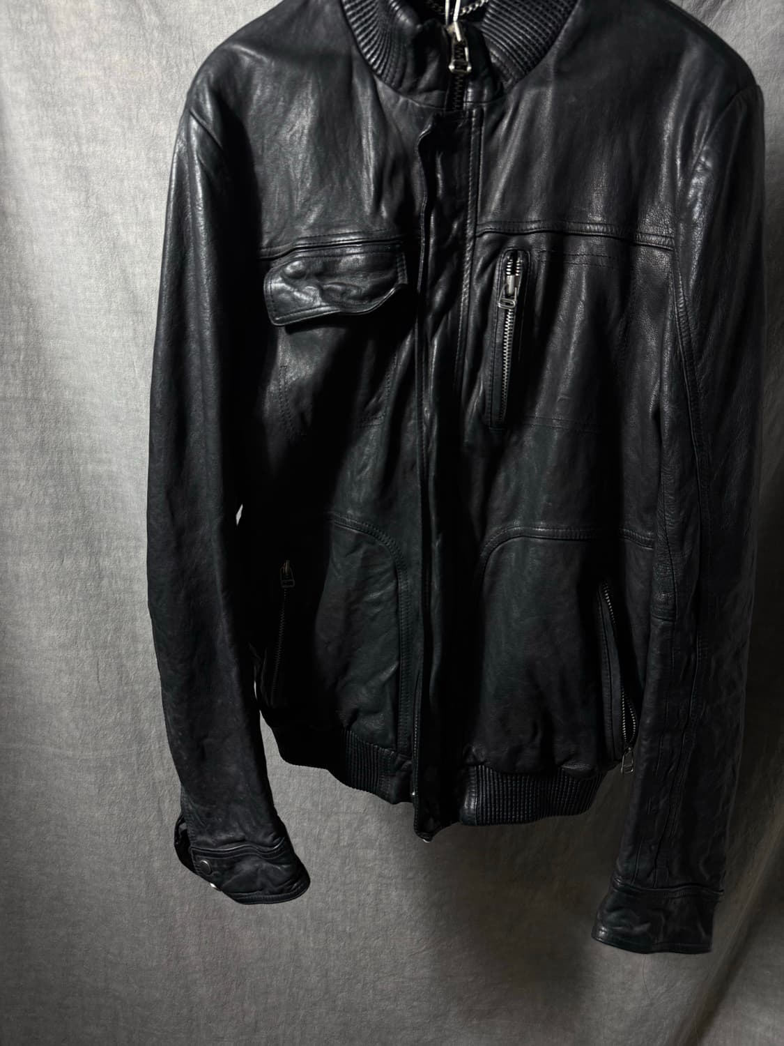 Vintage Black Leather Bomber Jacket 상품이미지4
