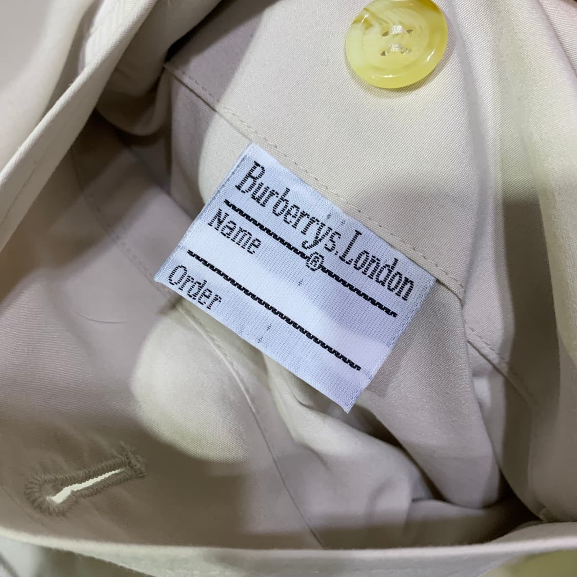 버버리 트렌치 더블코트 판매합니다 상품이미지10