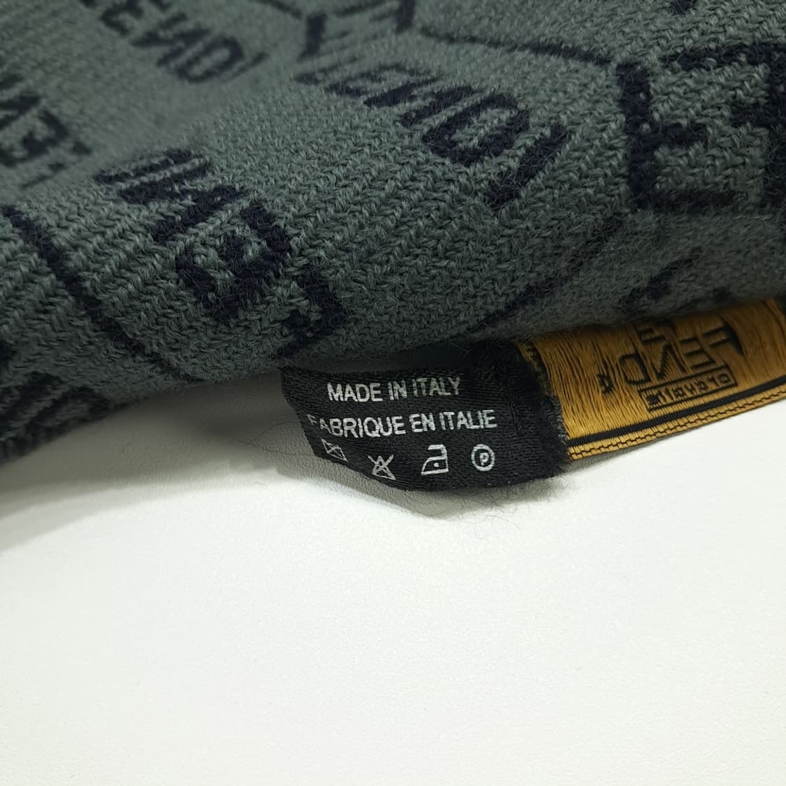 MX198 펜디 FF 모노그램 세이지그린 네이비 울 양면 목도리 머플러 상품이미지7