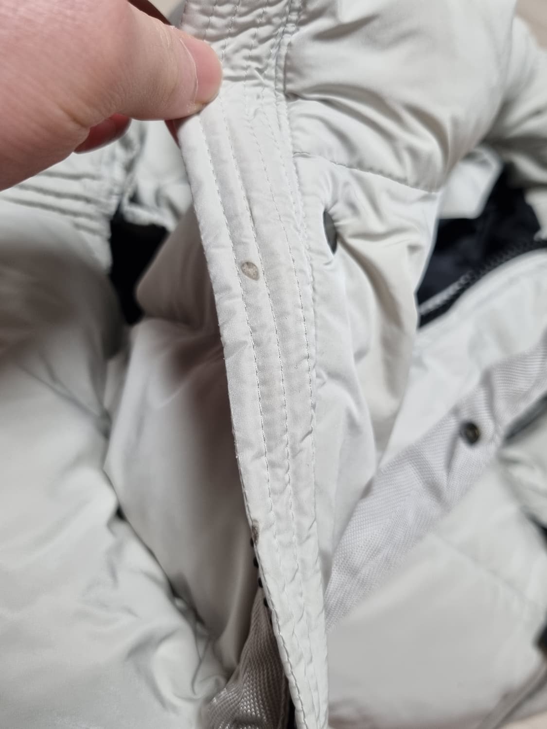 cp컴퍼니 렌즈고글 패딩조끼 상품이미지8