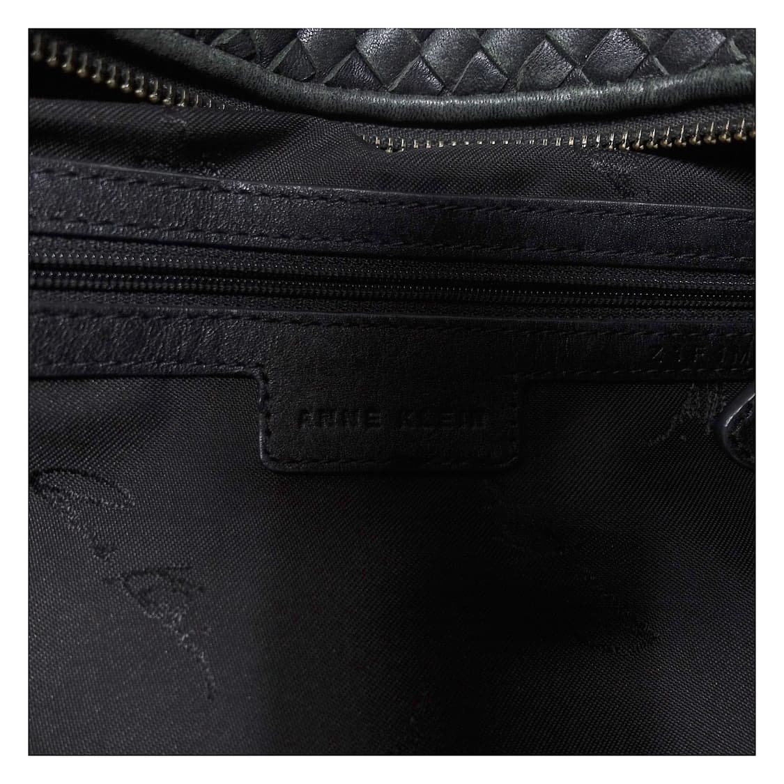 ANNE KLEIN 앤클라인 레더 위빙 빅 숄더 토트백  상품이미지9