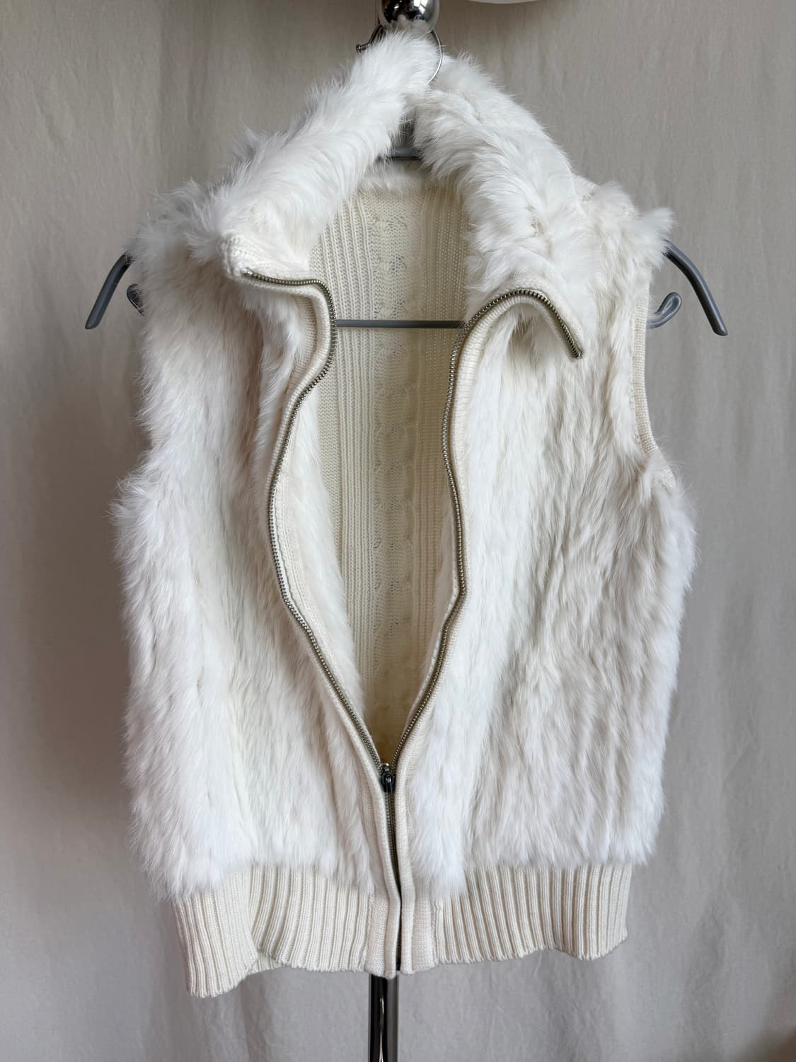 래빗 퍼 집업 베스트 상품이미지4