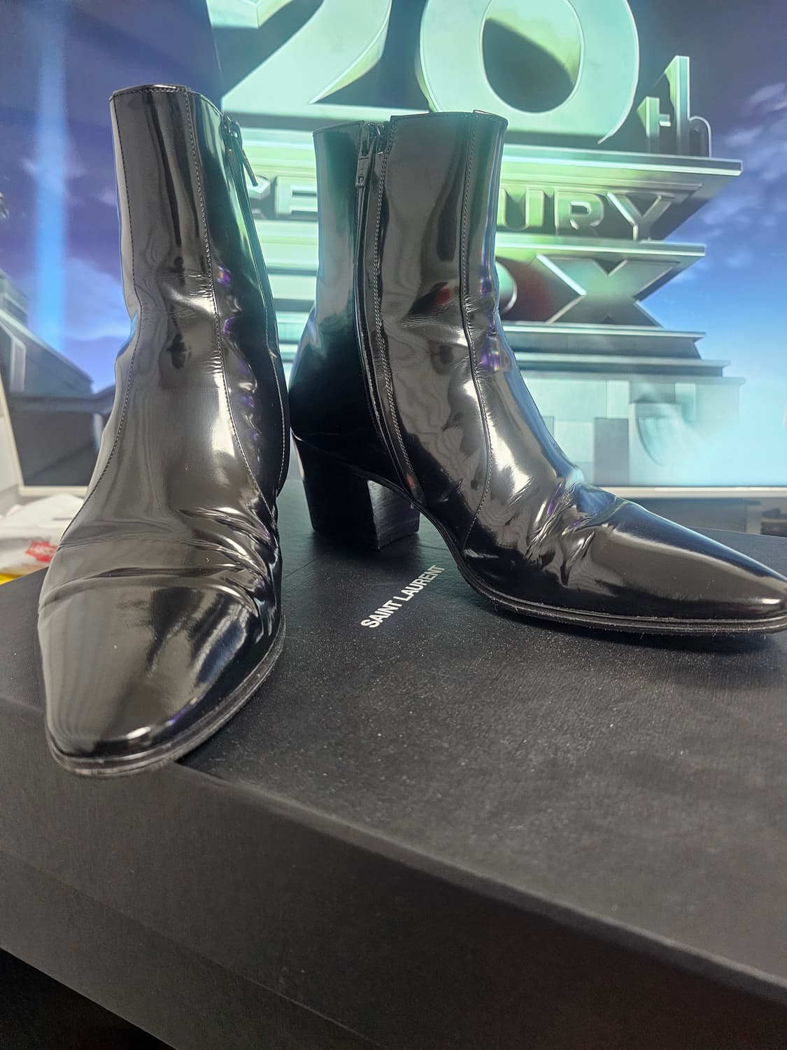 생로랑 바실리60 페이턴트 40.5 상품이미지2