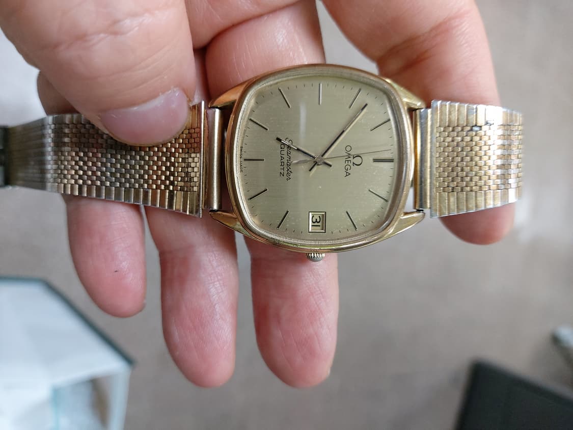 오메가 씨마스터 금장 쿼츠 시계 상품이미지1