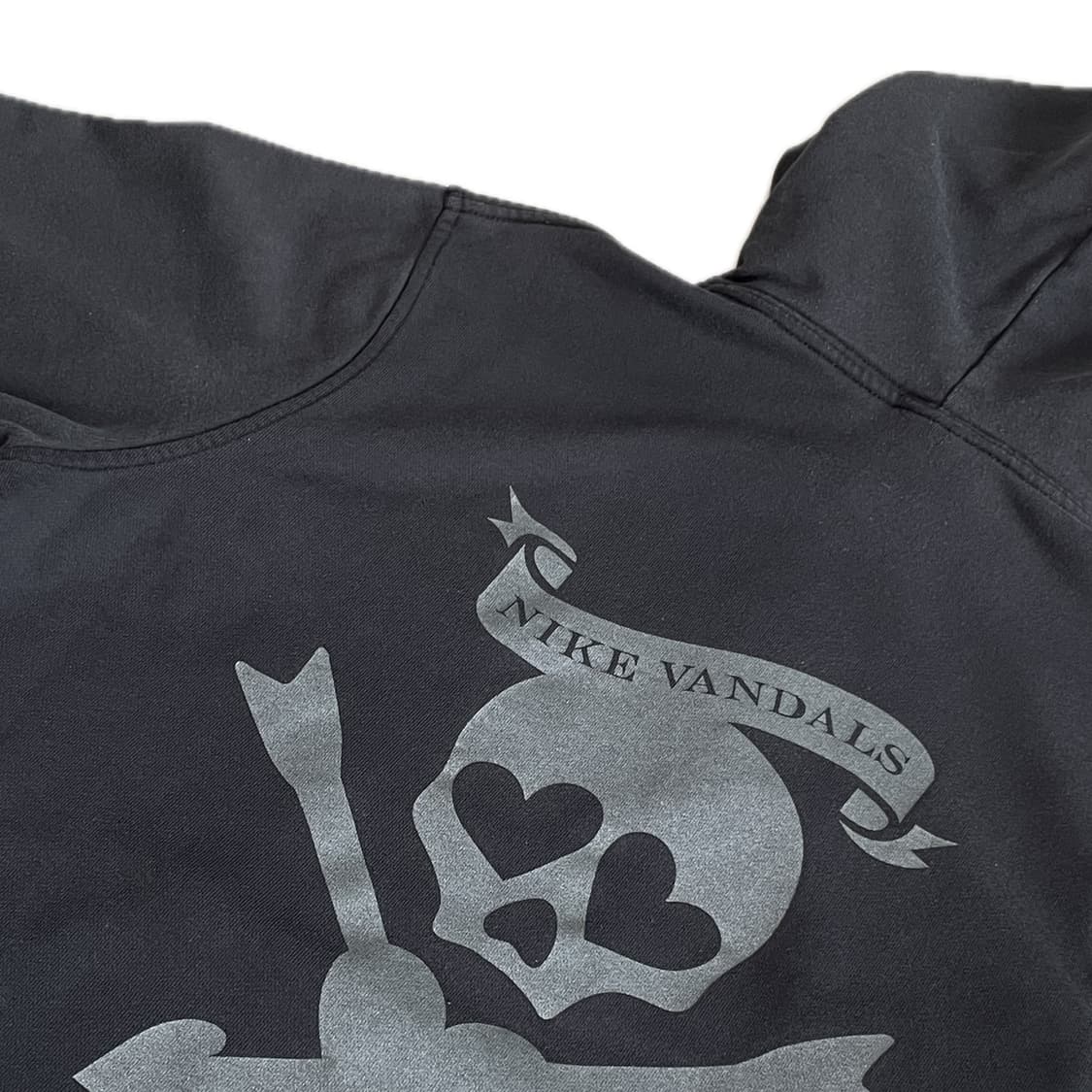 나이키 반달스 스컬로고 블랙 후드티 상품이미지3