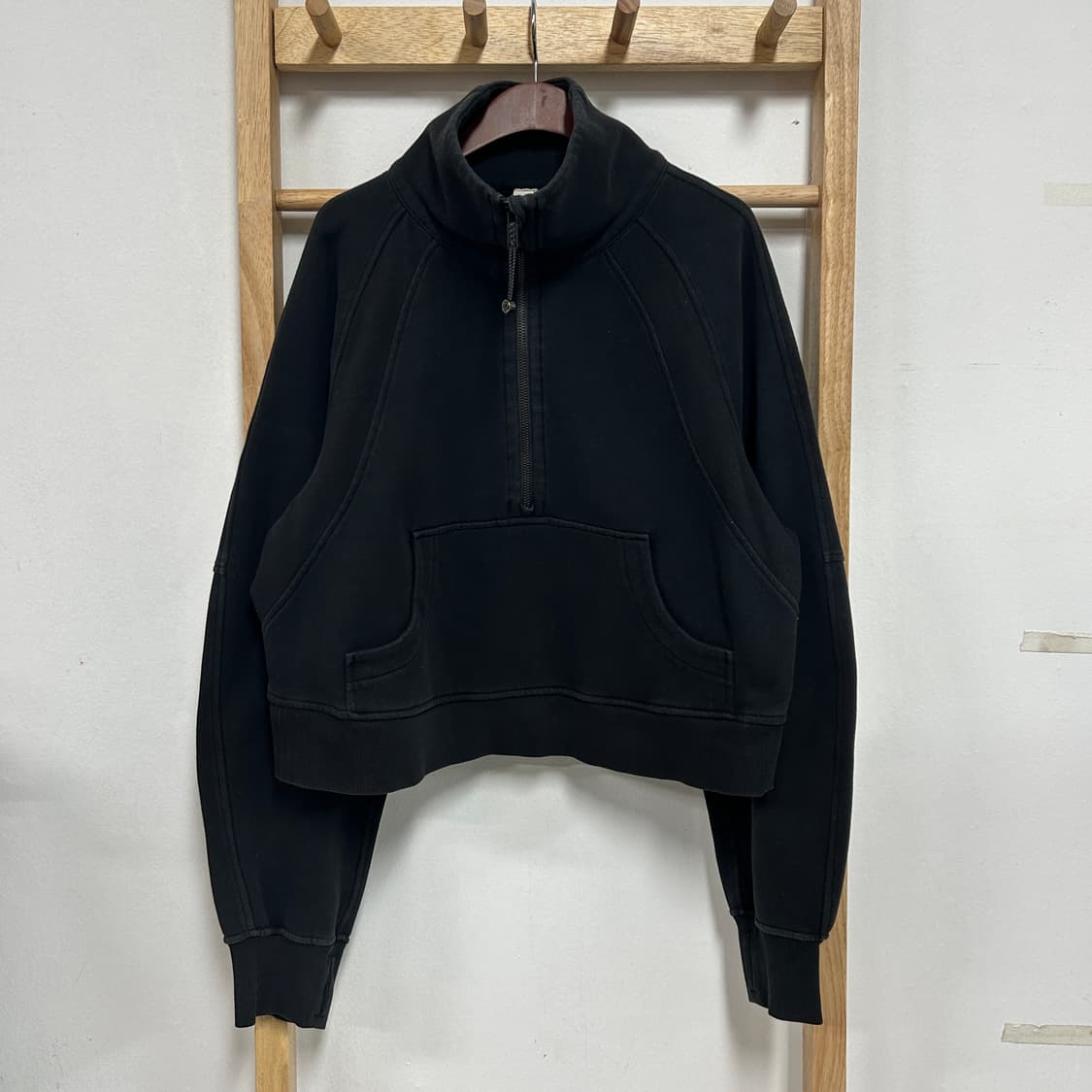 룰루레몬 스쿠바 오버사이즈드 퍼넬넥 하프집업 블랙 상품이미지3