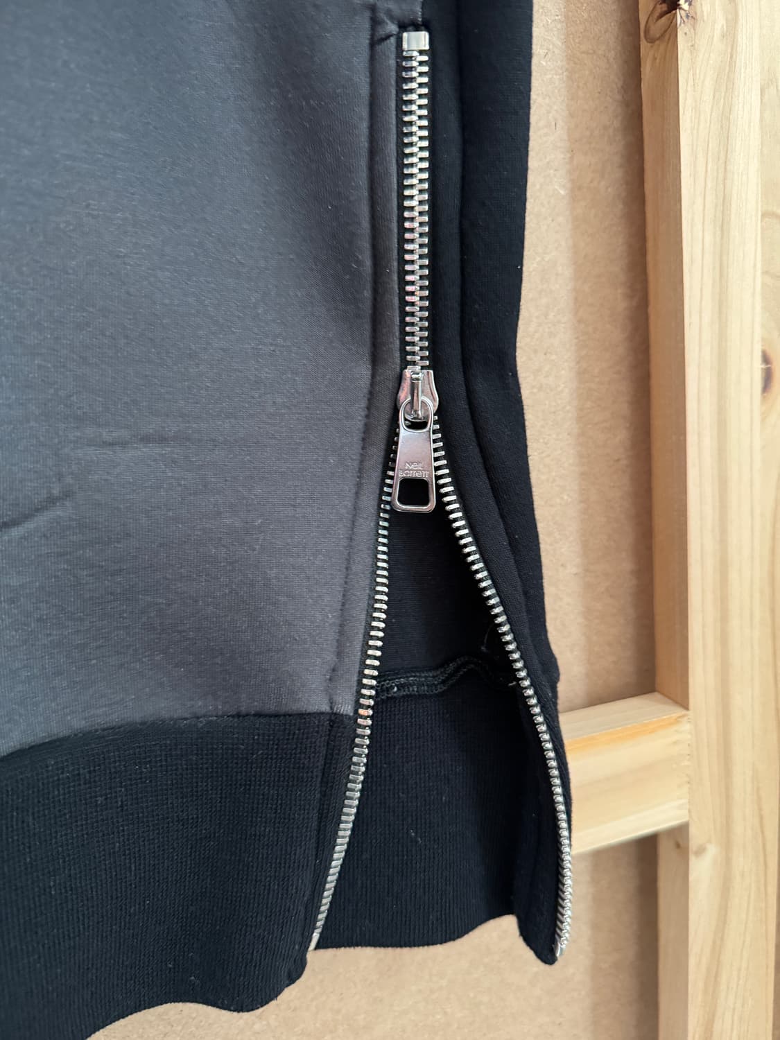 M / 닐바렛 석고상 프린팅 내오프렌 맨투맨 PBJS64S A516S 상품이미지5