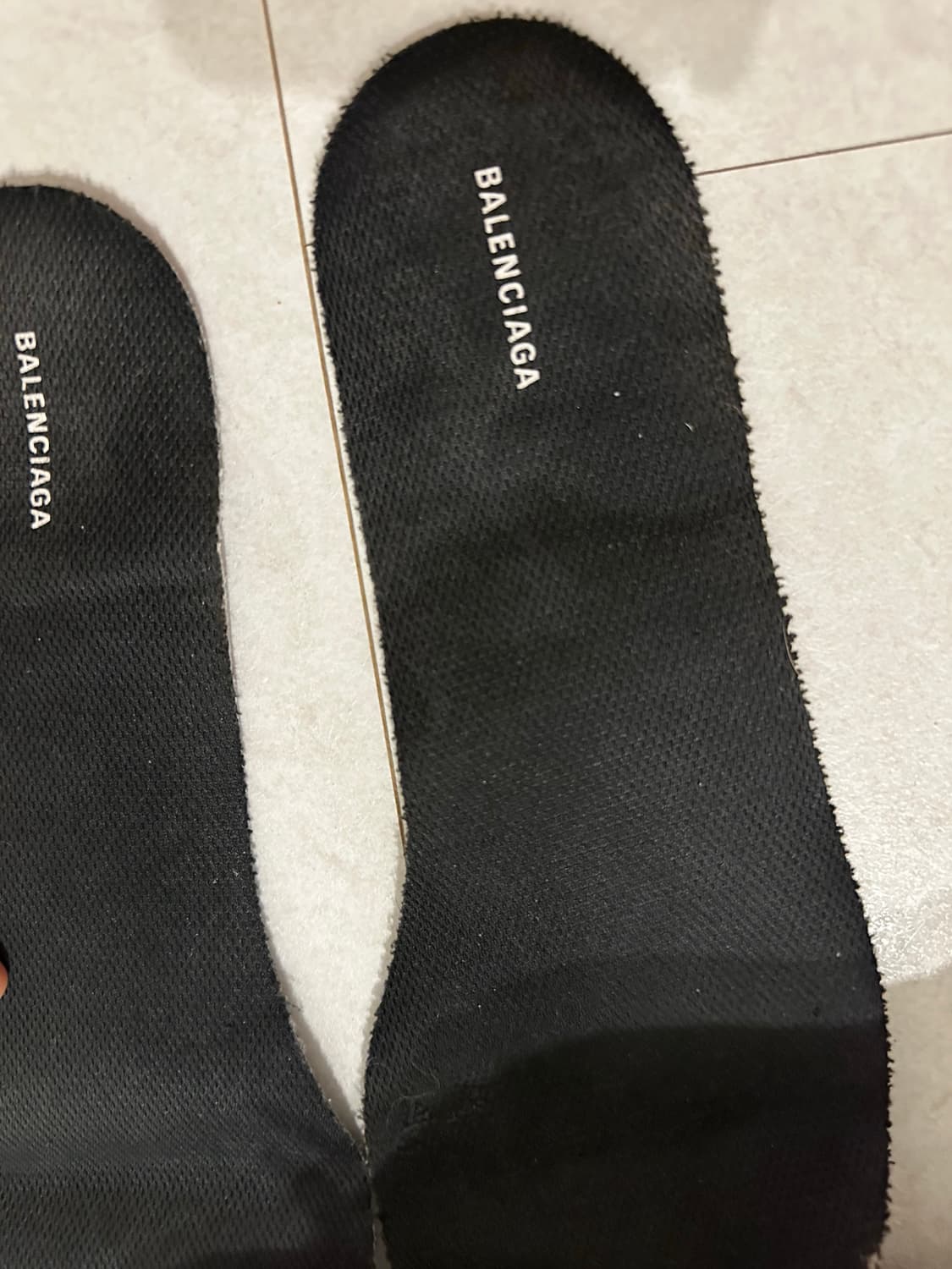 (44)발렌시아가 타이렉스 상품이미지6