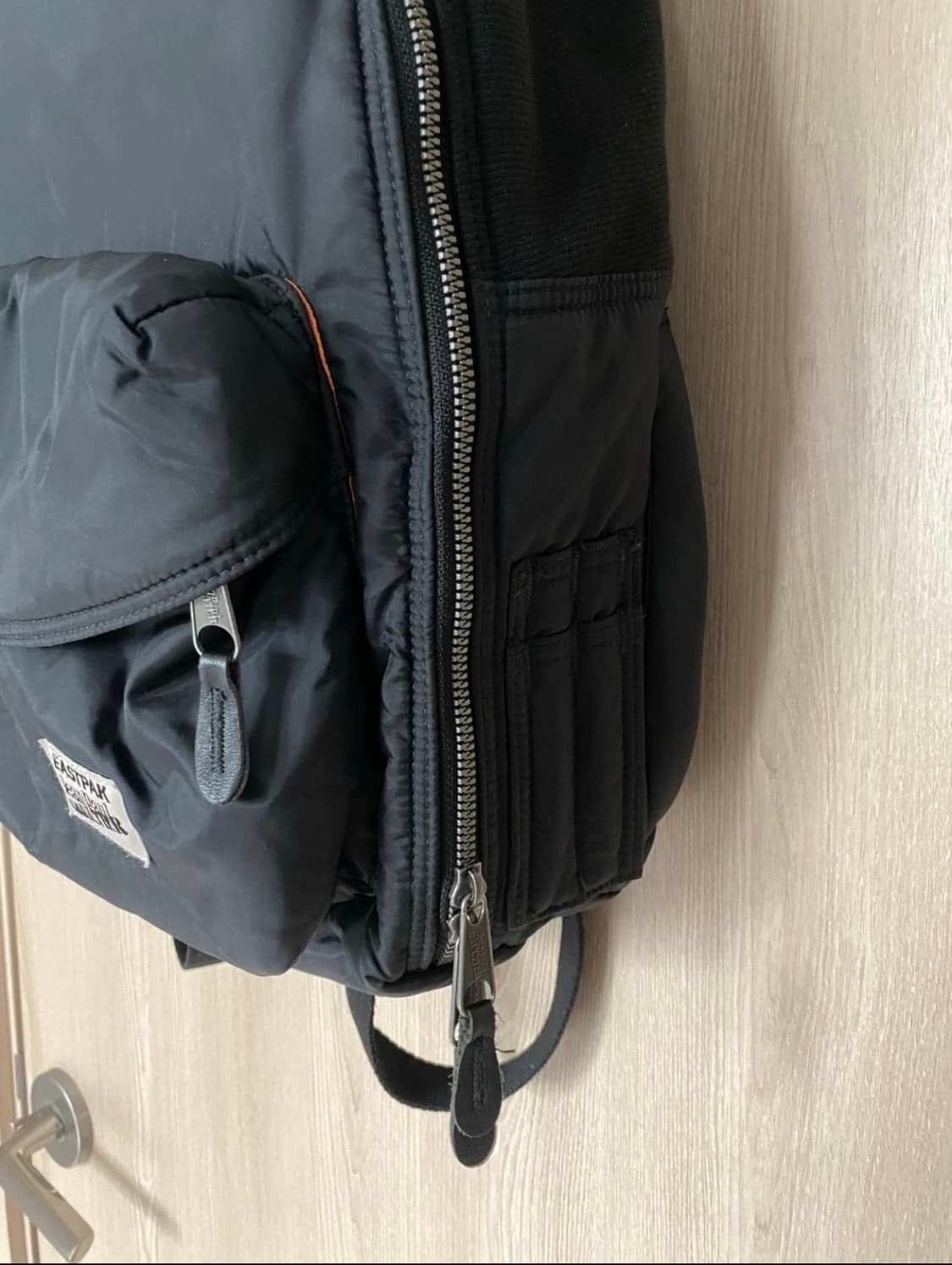 이스트팩 X 장 폴 고티에 백팩 상품이미지3