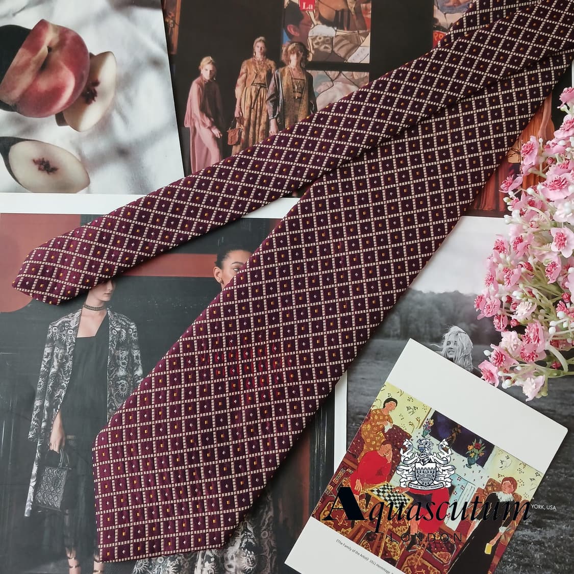 아쿠아스큐텀 실크 와인 기하 패턴 넥타이 9.4cm A등급 A19881
 상품이미지1