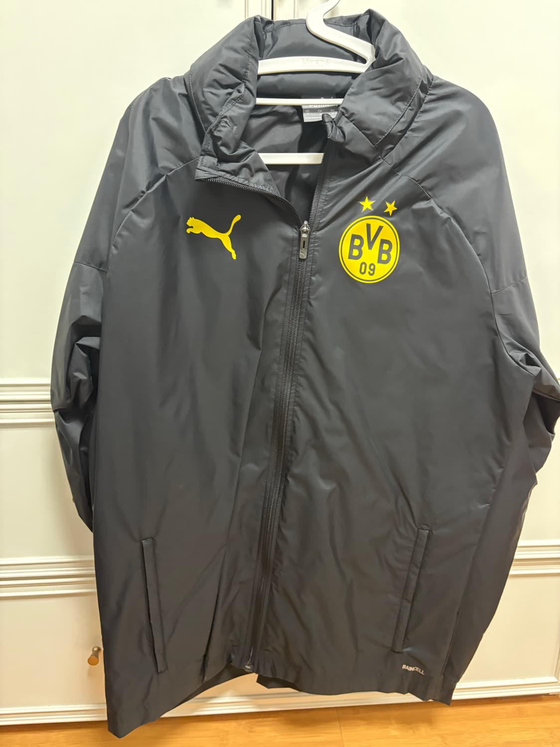 퓨마 도르트문트 바람막이 상품이미지1