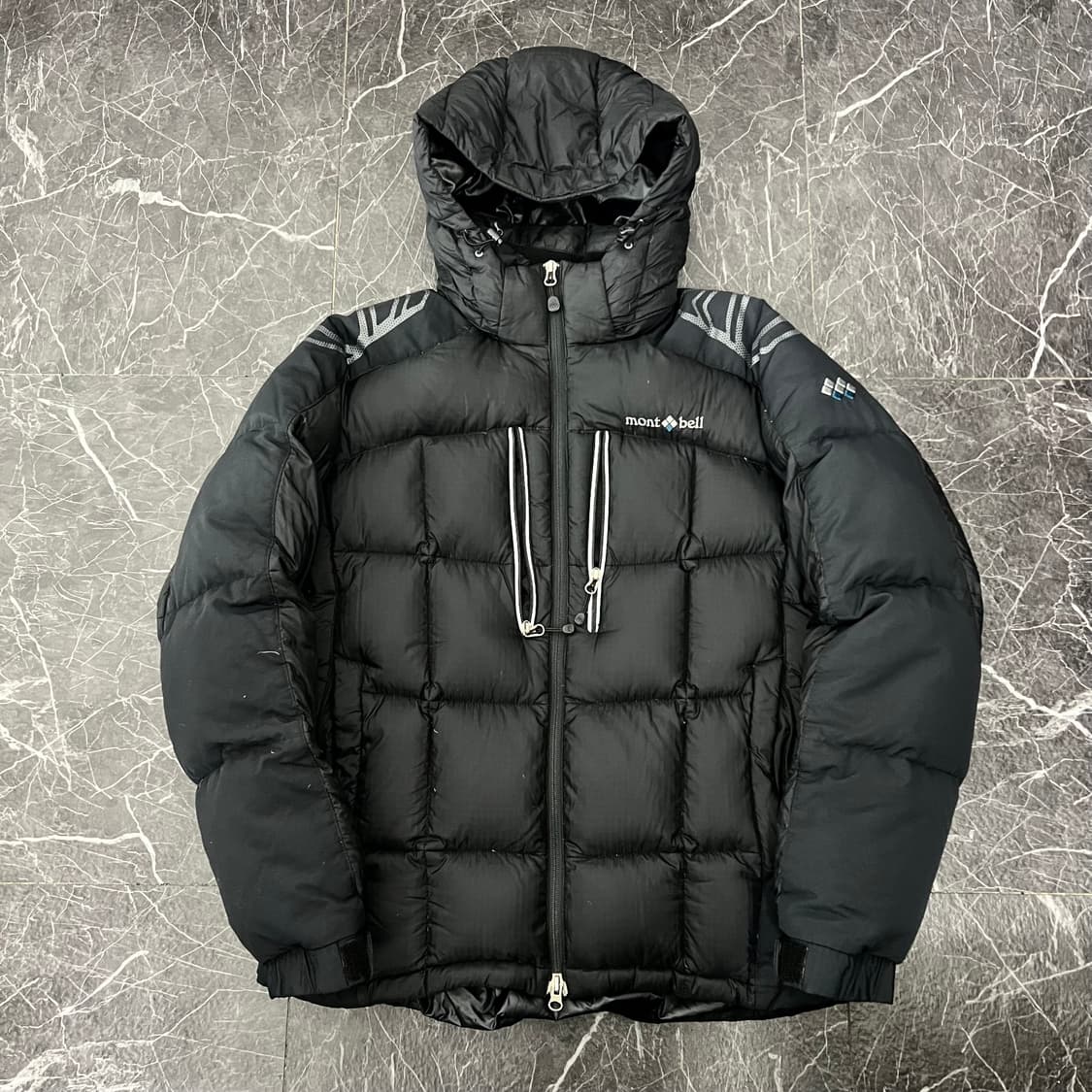 몽벨 테크니컬 푸퍼 다운 후드 패딩 상품이미지3
