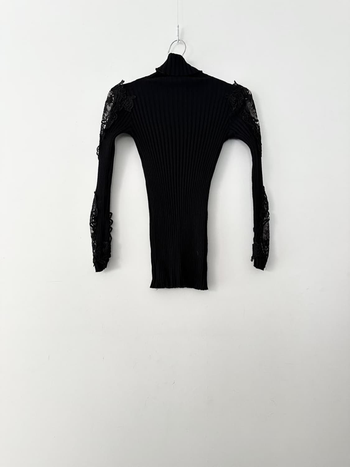 Shoulder lace detail sleeveless / black 상품이미지1