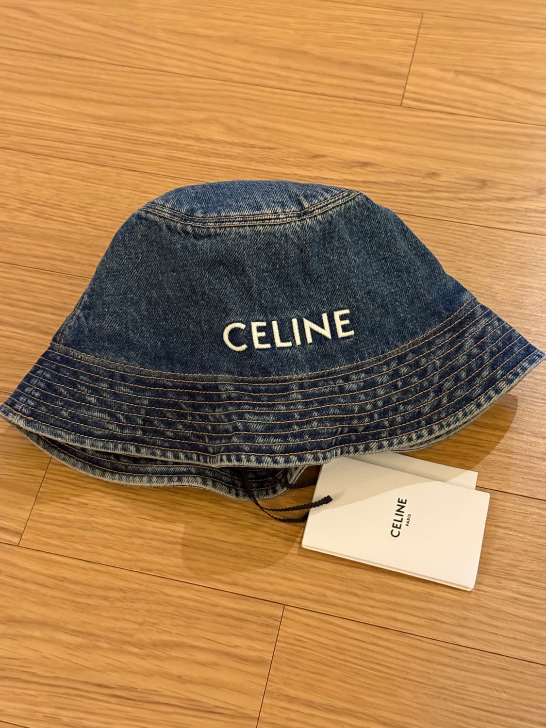 셀린느 데님 버킷햇 M 새상품 상품이미지1