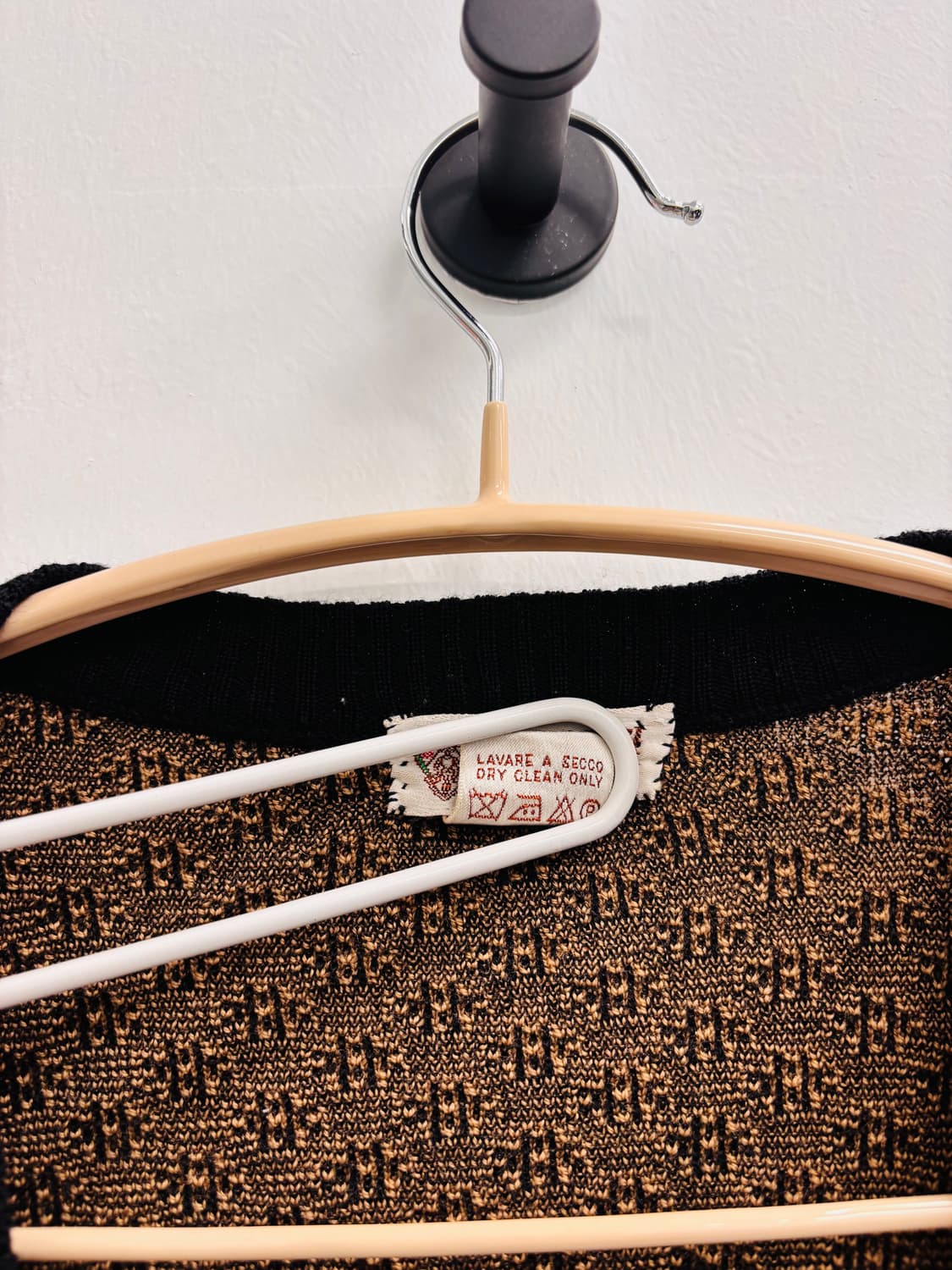 구찌(GUCCI) 80s 희귀 올드스쿨 플라워 패턴 울 가디건 상품이미지3