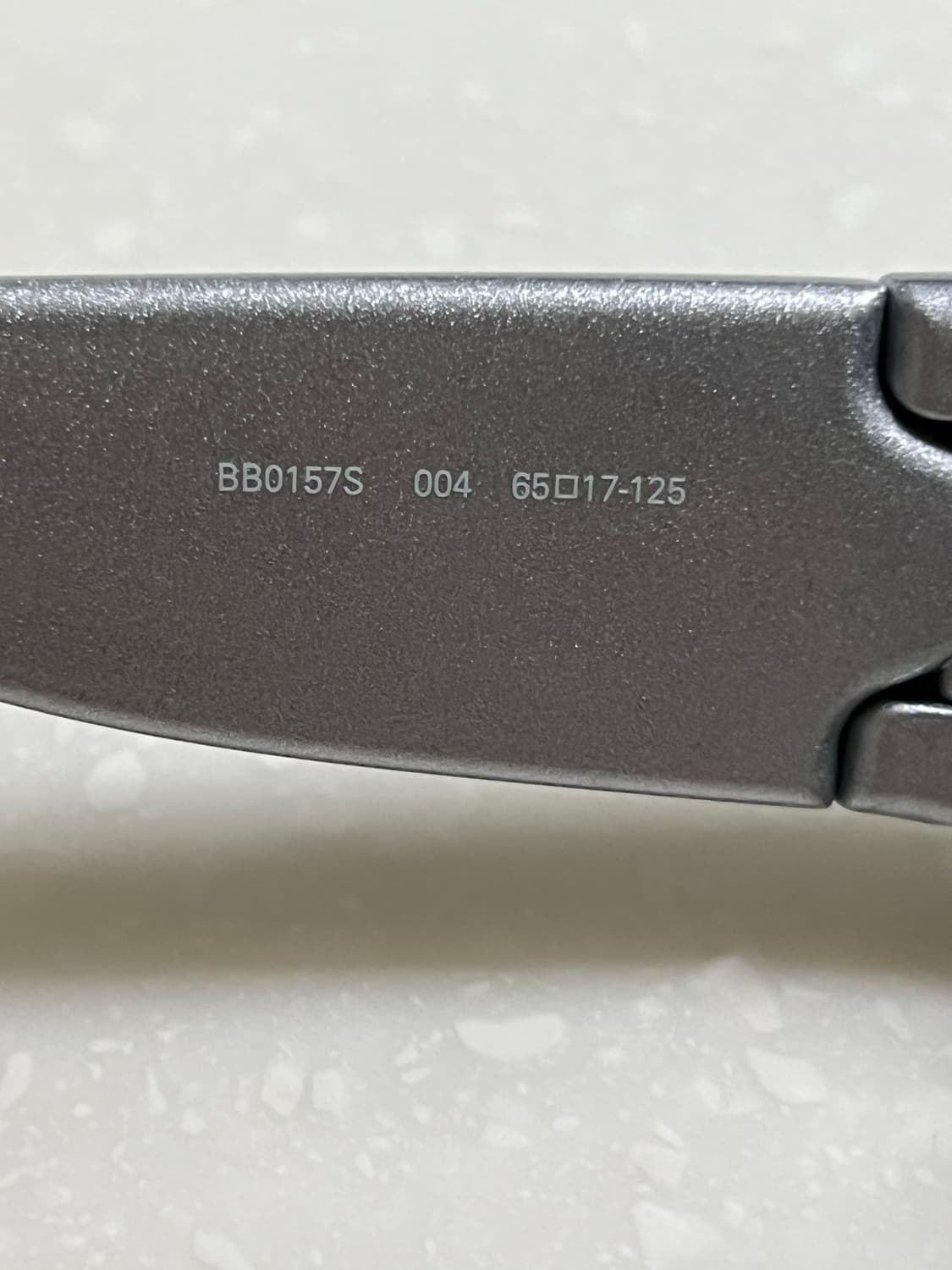 발렌시아가 스위프트 오발 선글라스 실버 상품이미지3