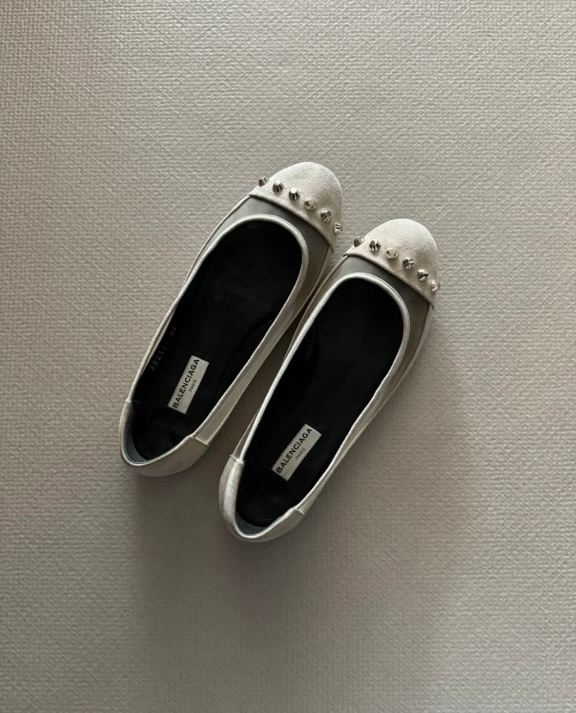 발렌시아가 스웨이드 발레리나 플랫 슈즈 37  상품이미지1