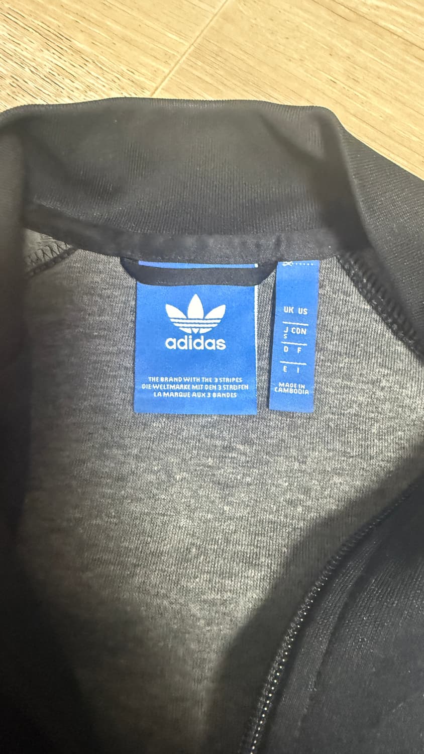 아디다스 블랙져지 s 상품이미지3