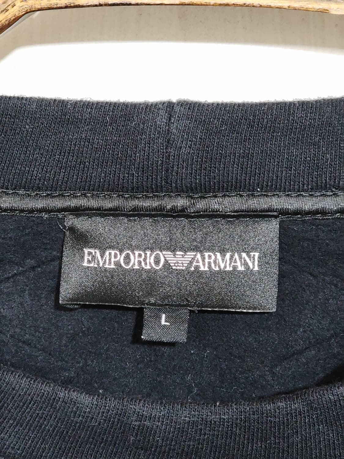 (L) 엠포리오 아르마니 맨투맨 블랙 기모 스웨트 티셔츠  상품이미지3