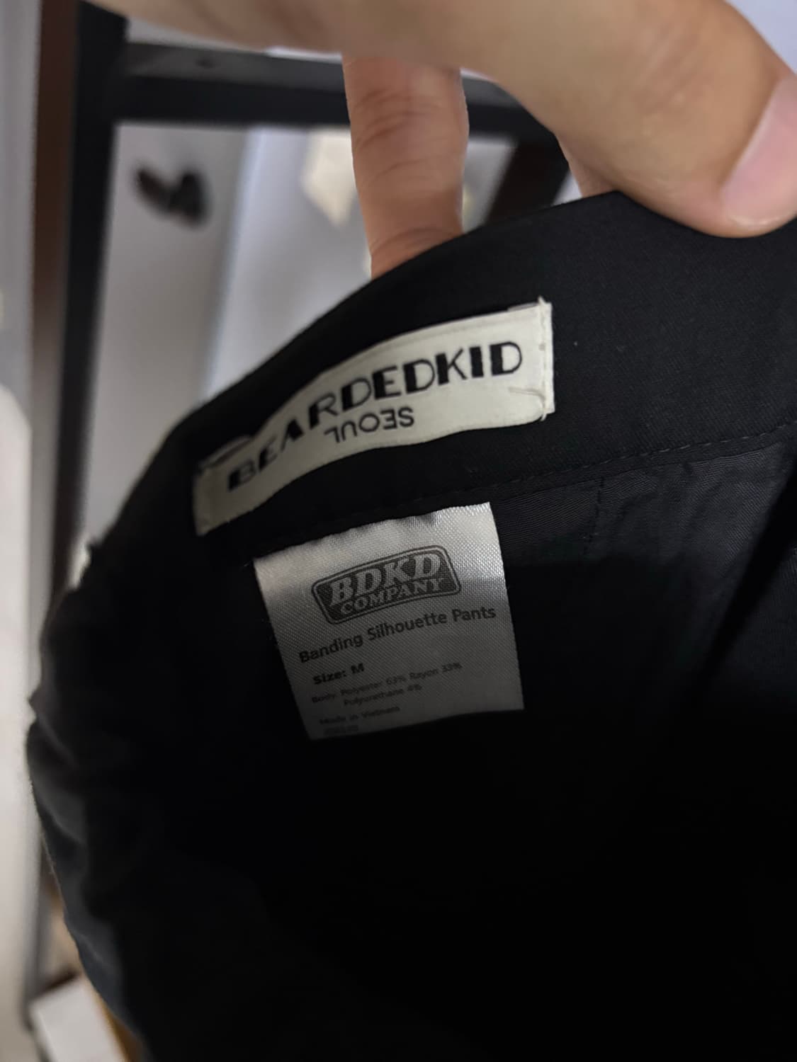 비얼디드키드 밴딩 실루엣 팬츠 블랙 상품이미지4