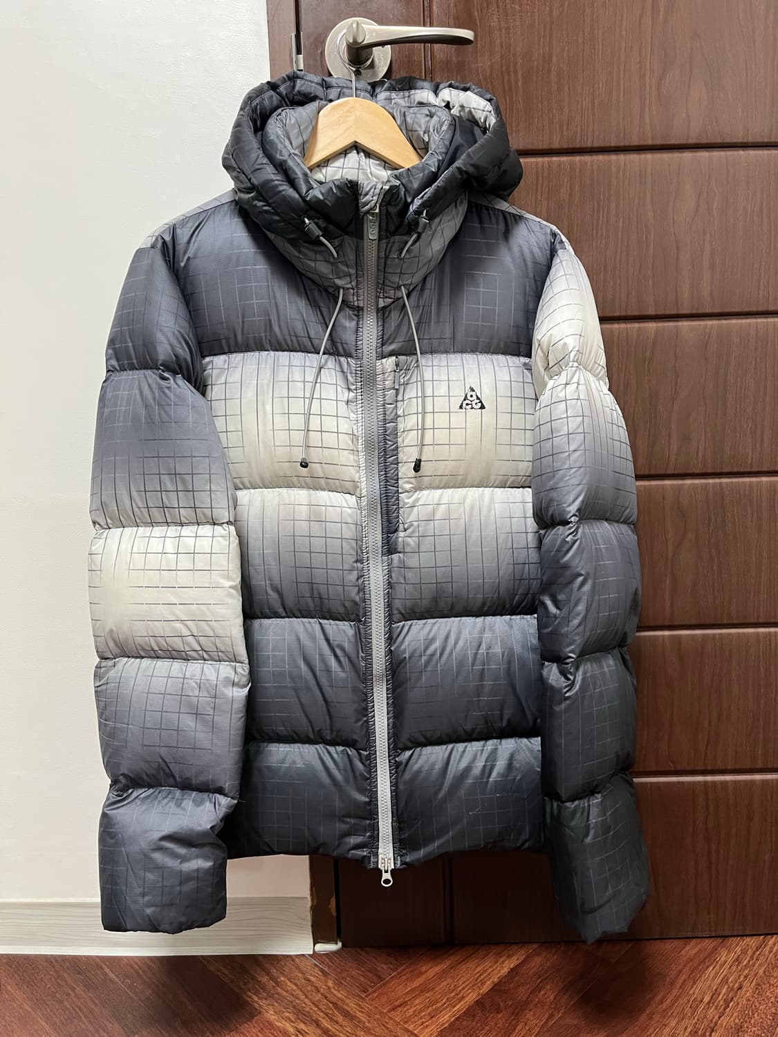 나이키 ACG 패딩 상품이미지1
