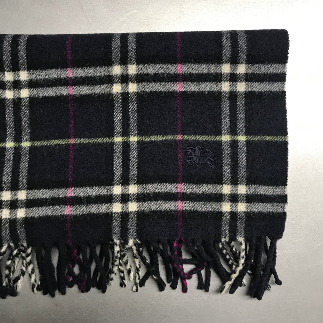 버버리 정품 램스울 머플러 네이비 상품이미지3