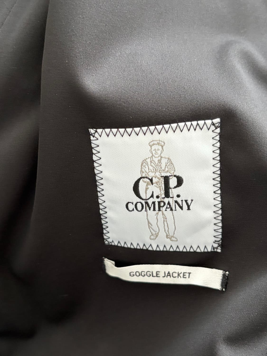 cp컴퍼니 고글 자켓 바람막이 상품이미지4