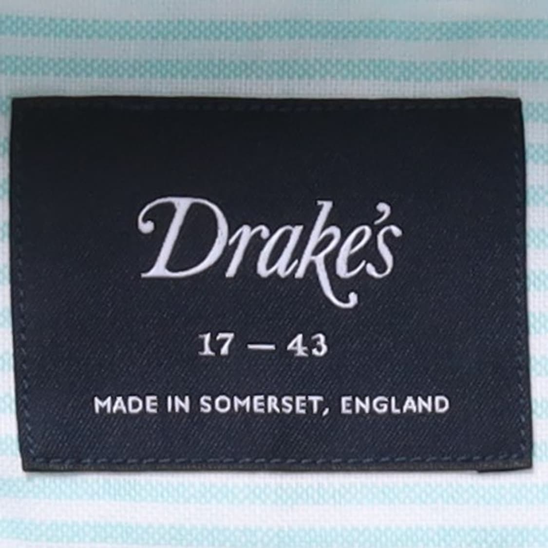 드레익스 Drake's Stripe Shirt 

 상품이미지7