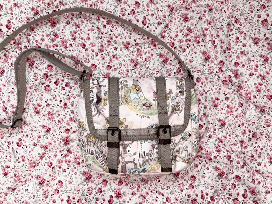 레스포삭 연핑크 크로스백 모리걸 라떼갸루 페어리 핀터레스트 상품이미지1