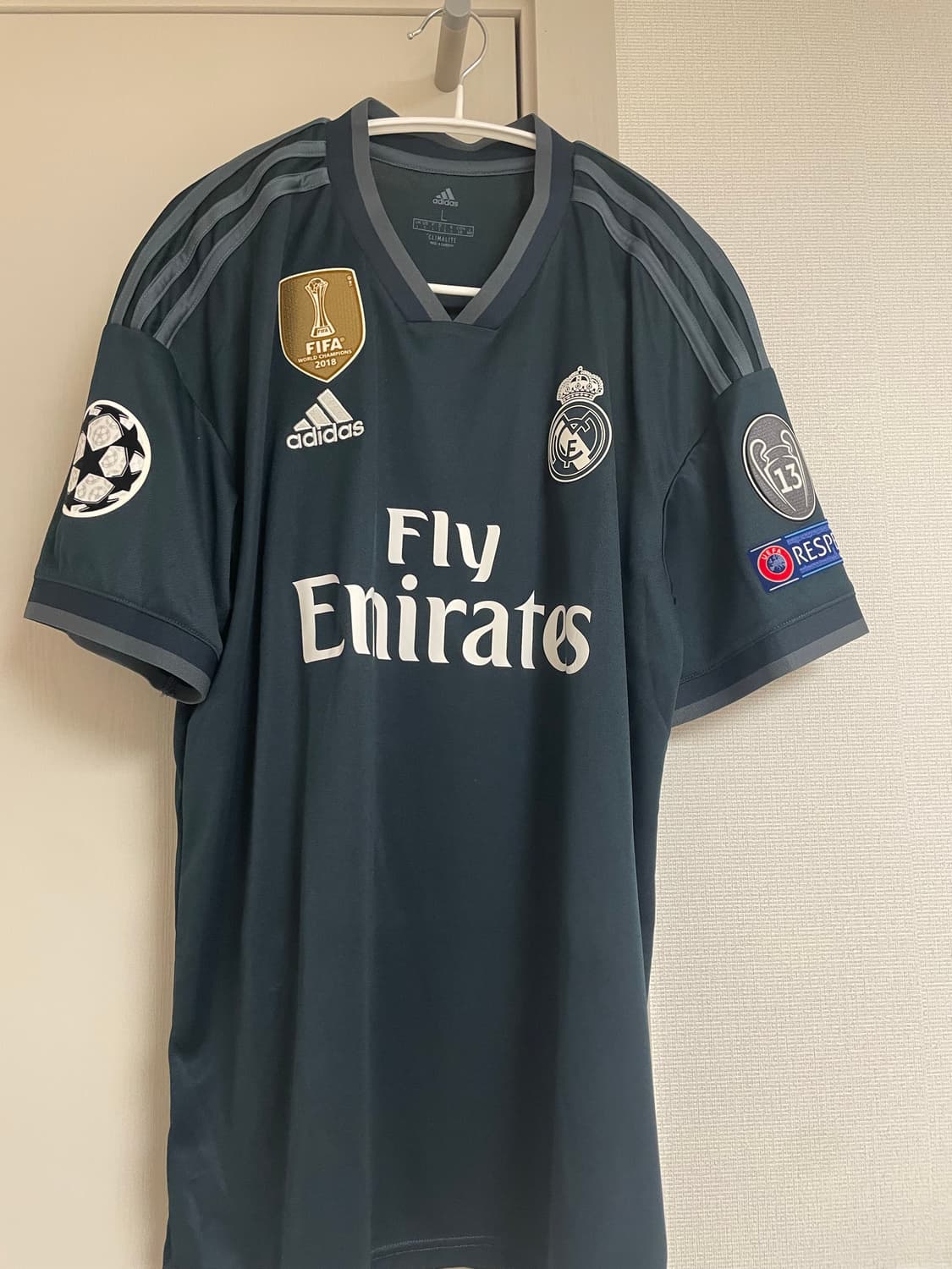 18-19 레알마드리드 모드리치 새상품 상품이미지1